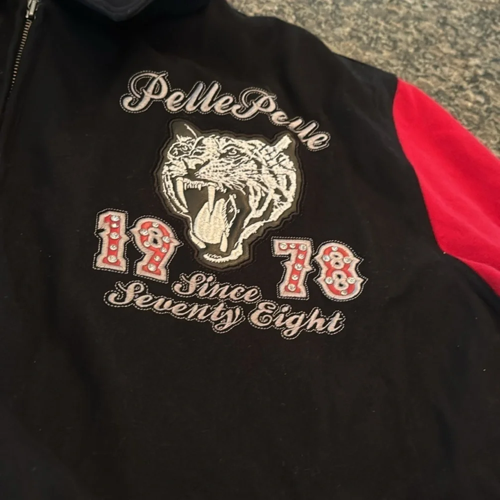 Pelle Pelle excellent some