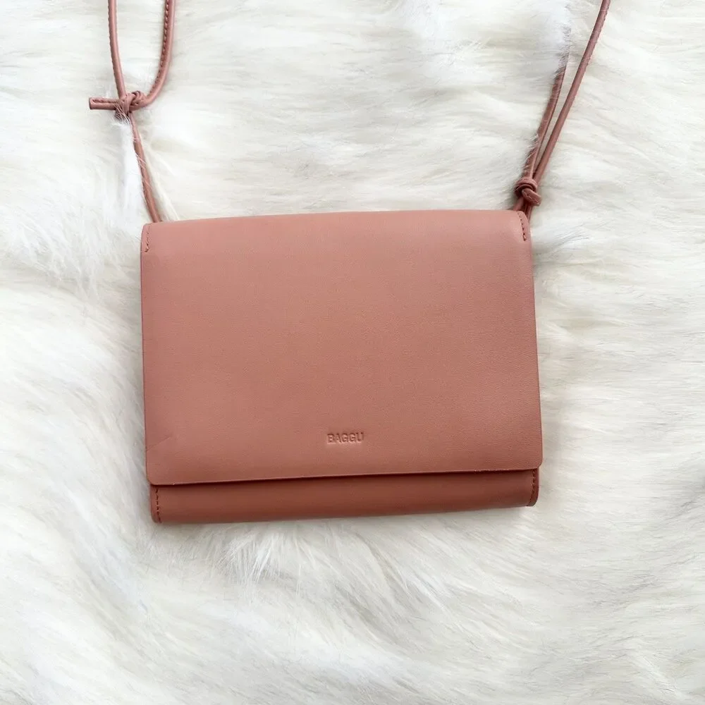 Baggu Leather Compact Purse Crossbody in Terracotta Pink