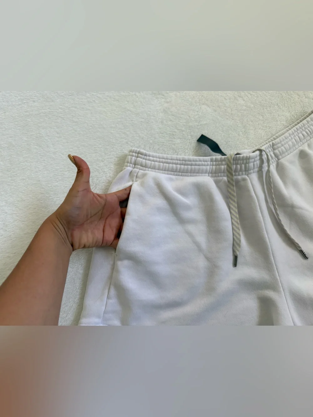 Vuori soft athletic