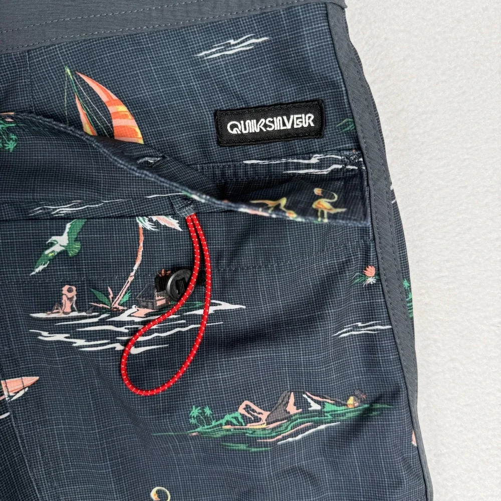 Quiksilver Highline Board Shorts Mens 40 Grey Tropical Sailboat‎ EQYBS04524