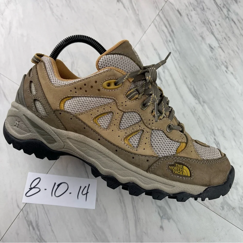 BRAND NEW! The North Face woman’s Tan Brown Yellow Hiking Sneakers