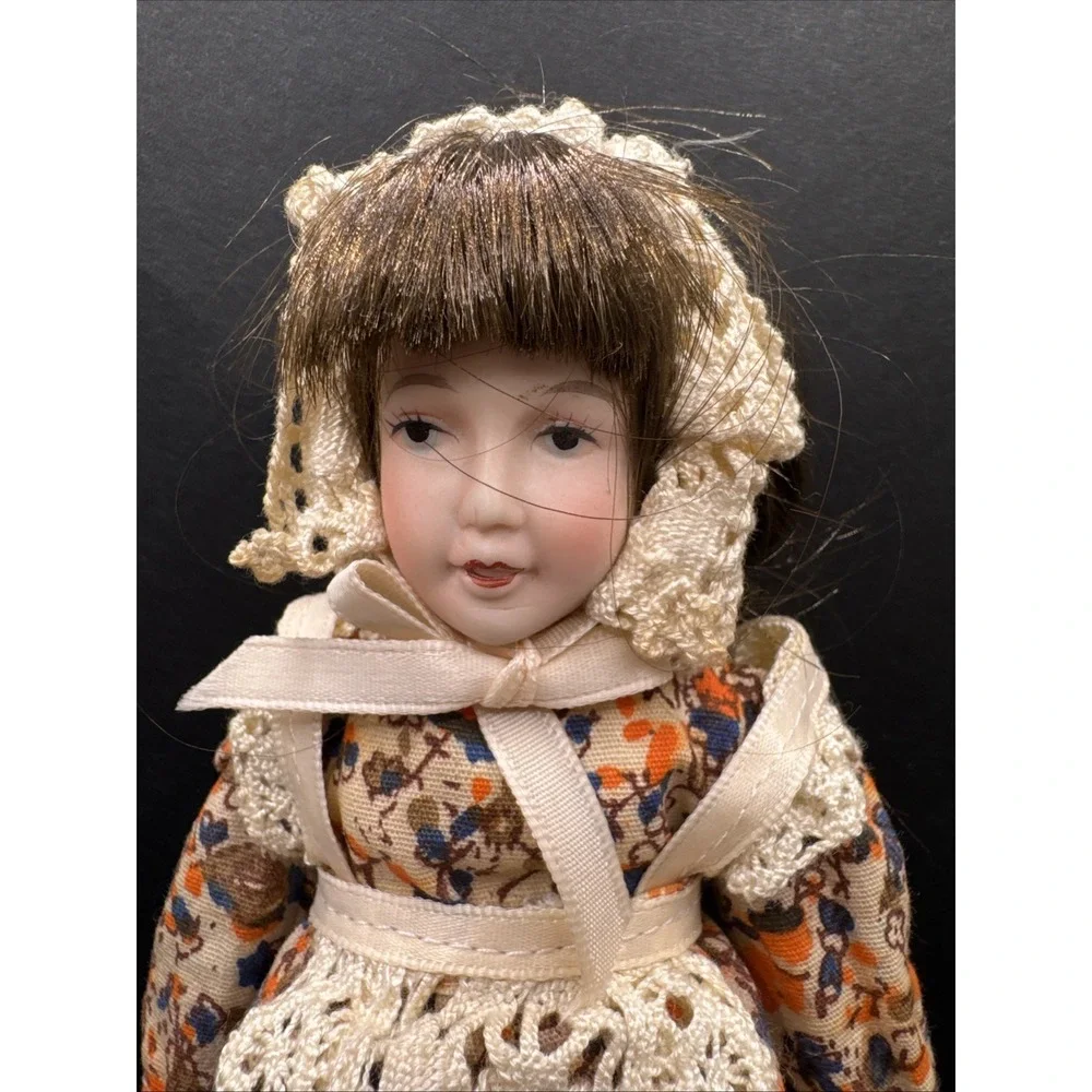 N/A vintage porcelain
