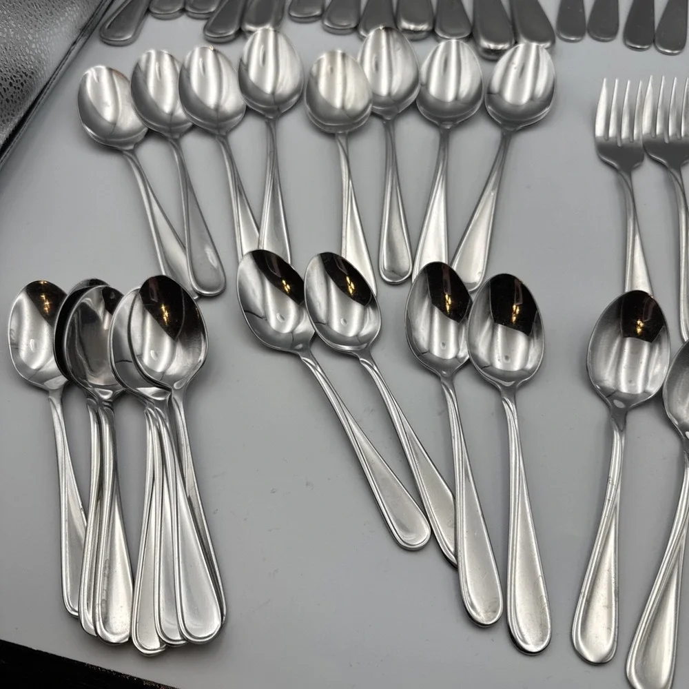 76 pcs Oneida USA Stainless Steel Flatware Serving Set FLIGHT RELIANCE