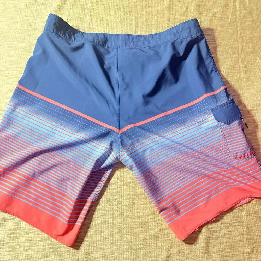 Billabong red blue