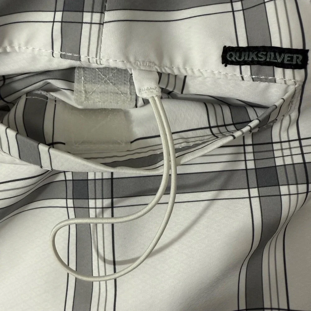 Quiksilver hybrid shorts