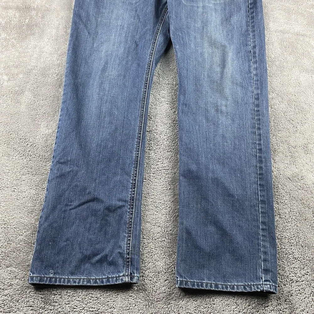 Levis excellent some