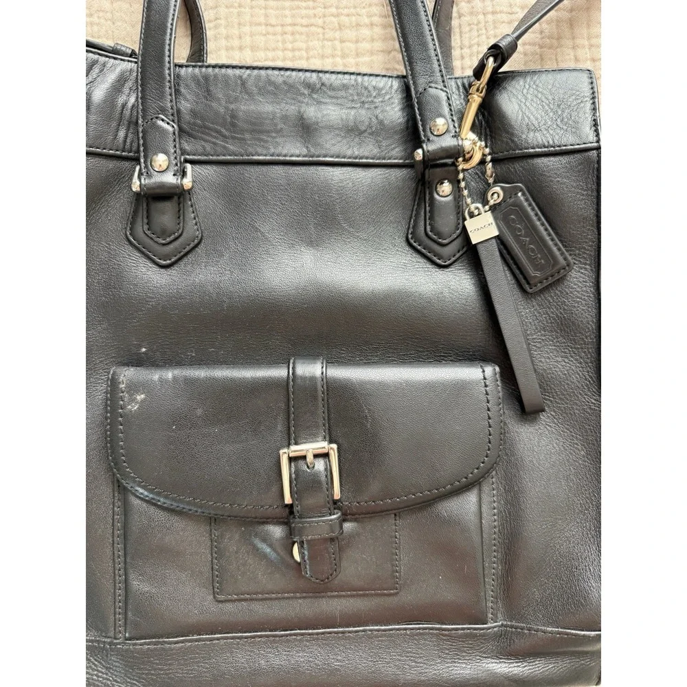 Coach charlie tote