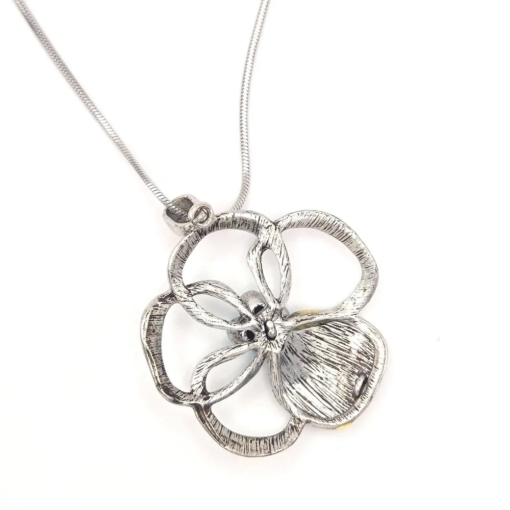 N/A silver tone