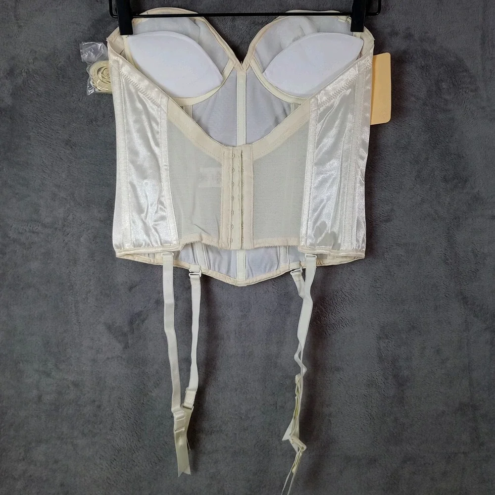 Empire Intimates vtg nos