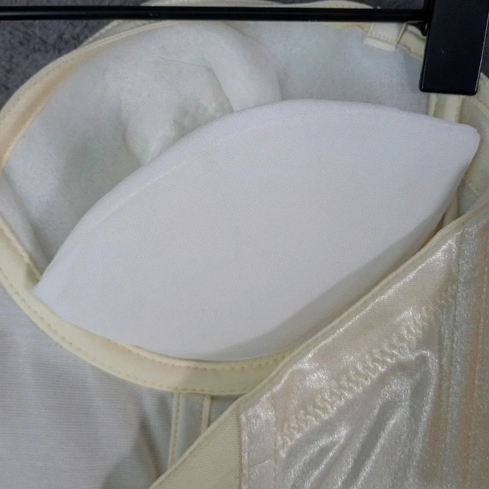 Empire Intimates vtg nos