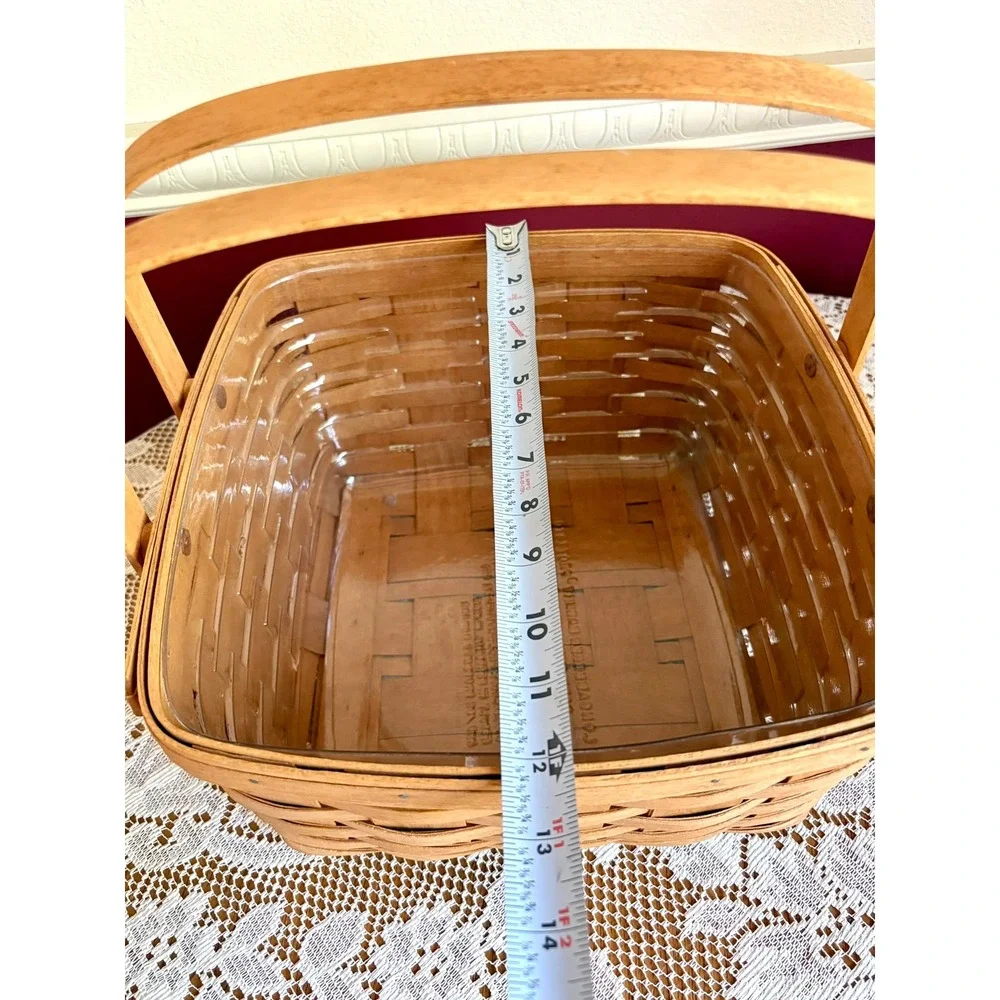 Longaberger handwoven cake