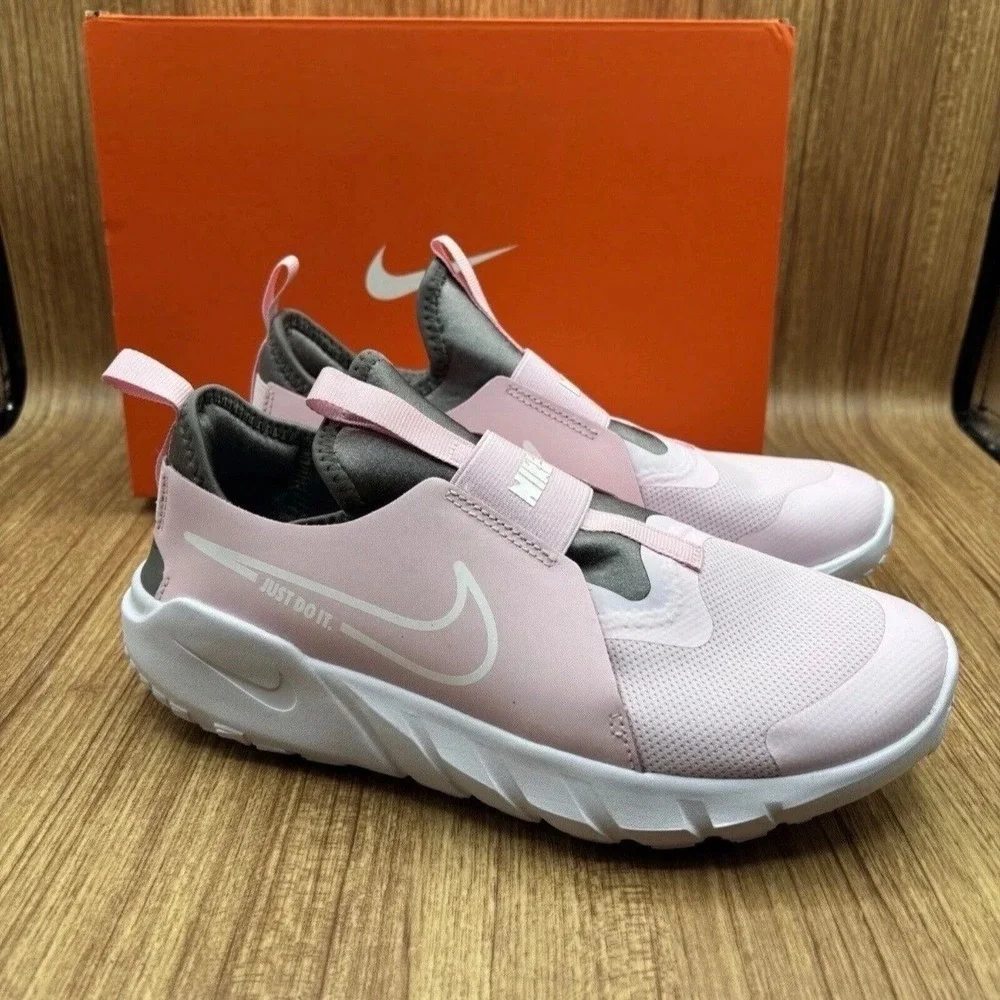 Nike Flex Runner 2 GS Pink Foam‎ White Youth 7Y/Womens 8.5 Slip On Sneakers