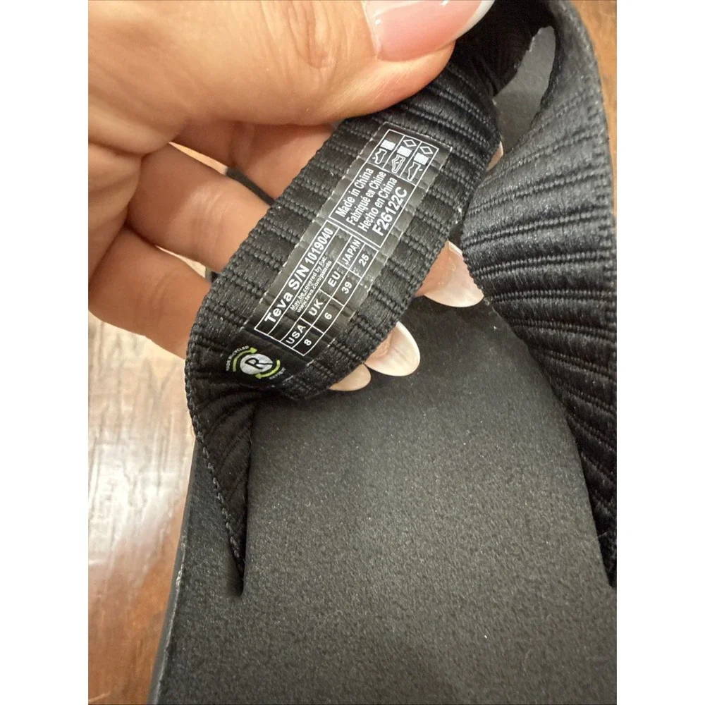 Teva mush flip