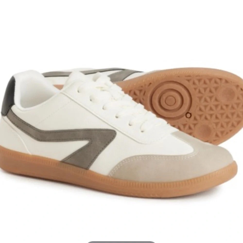 DV by Dolce Vita White, Gray, Tan Low-Top Sneakers