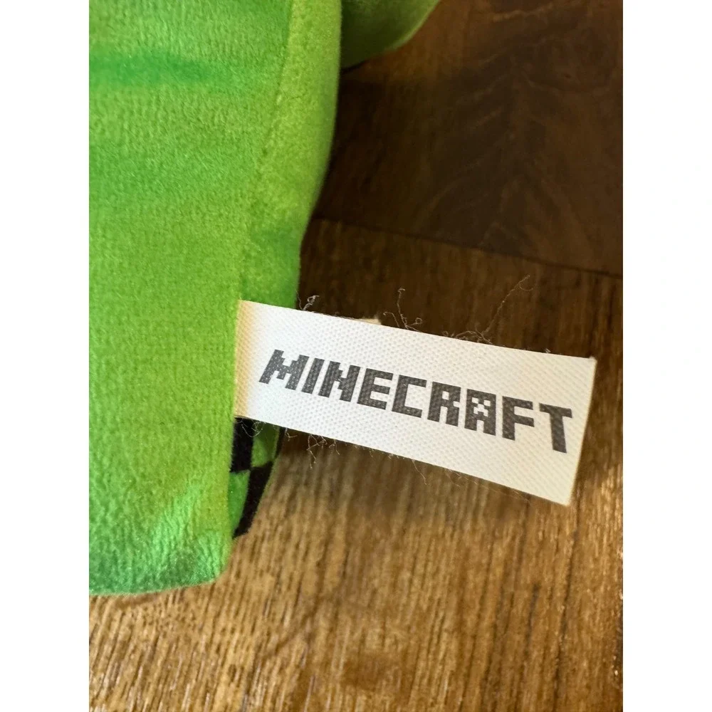 mojang nice preowned