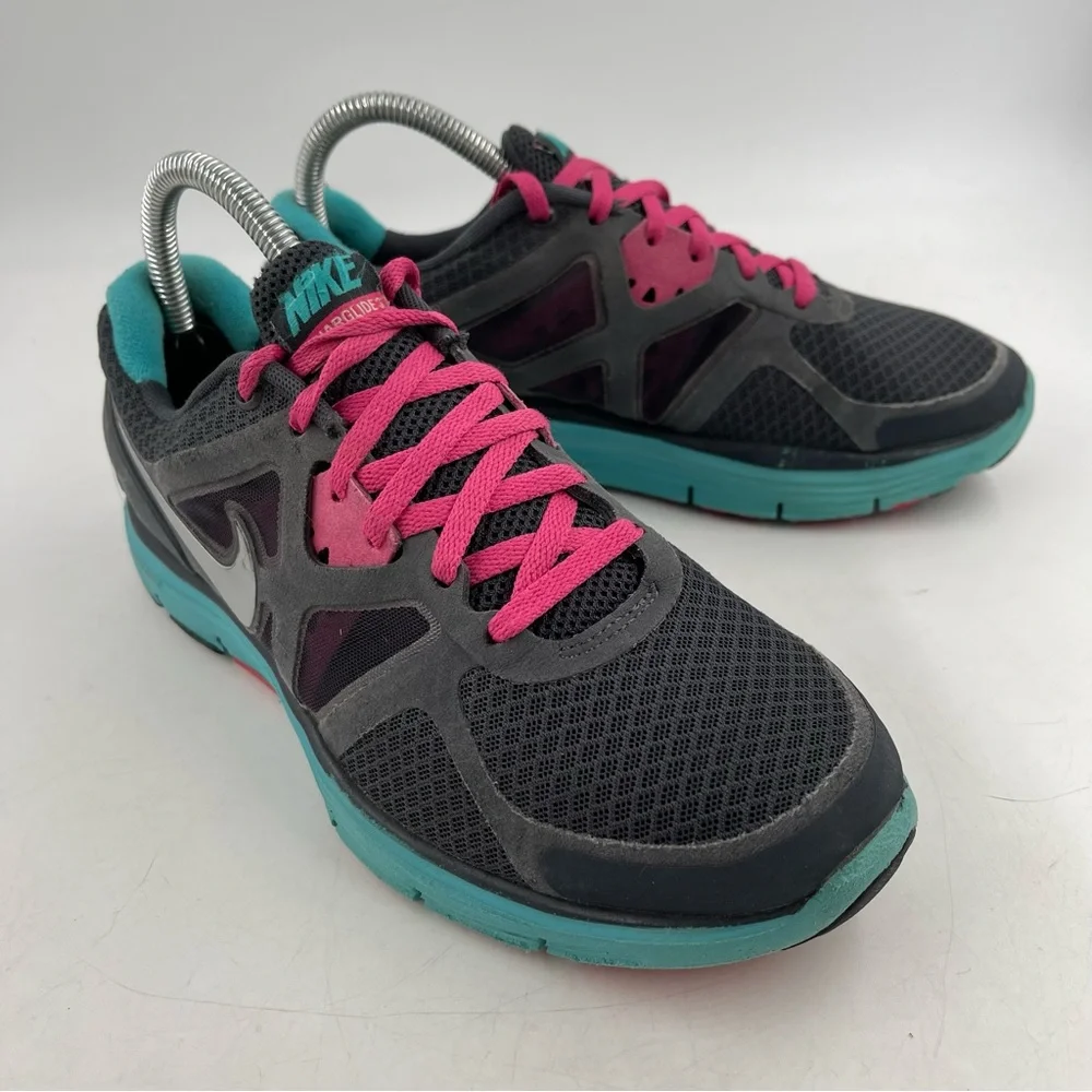 Nike very good