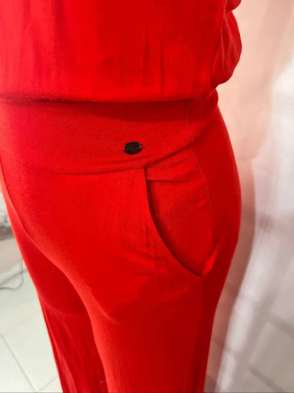 Guess nwt coral