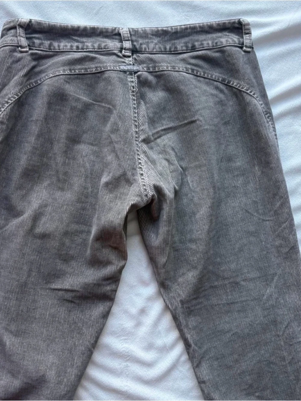 Silver Jeans Women's Wide Leg Flare in Charcoal Gray Size 30 inch waist
