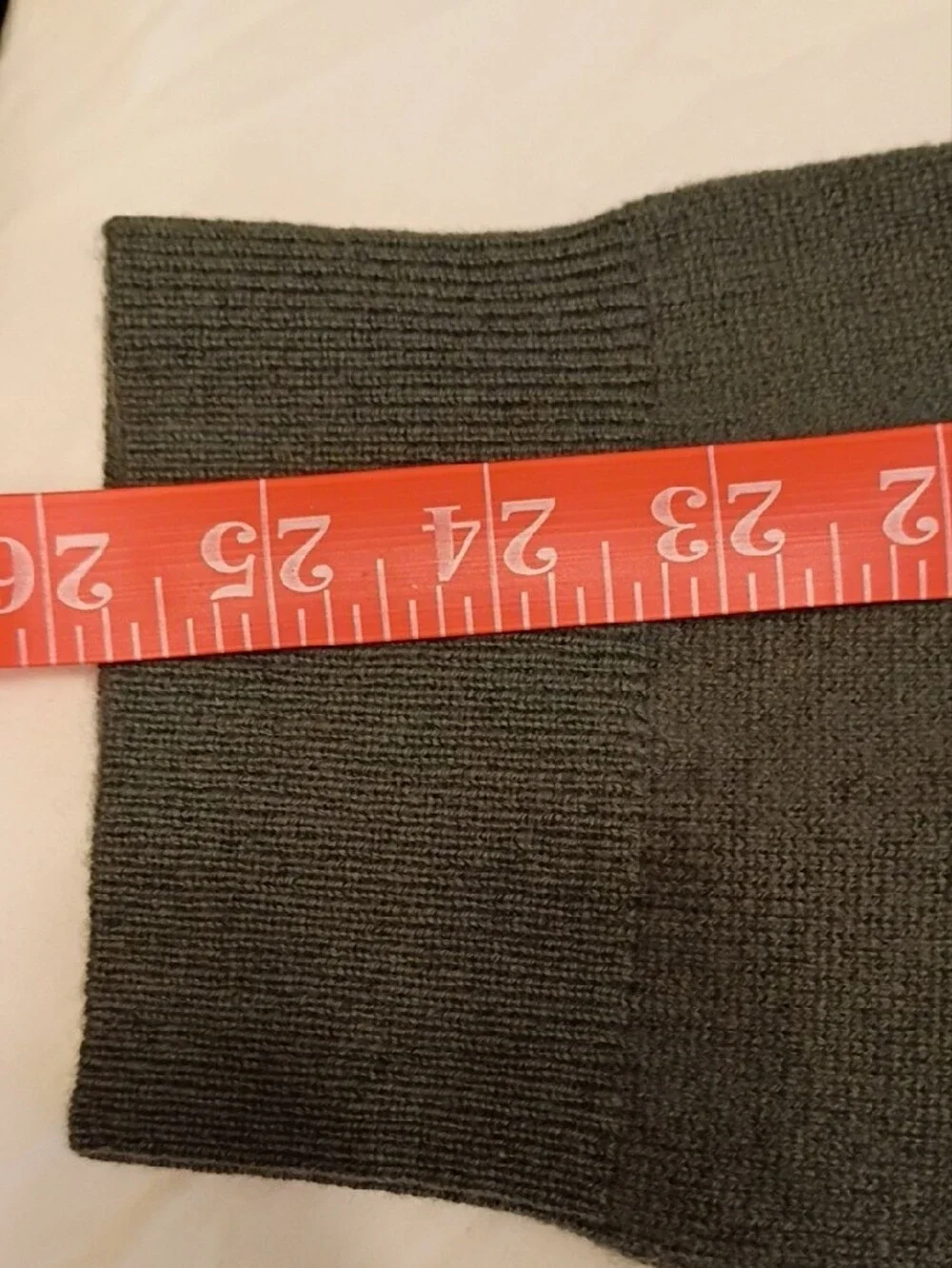 Quince Men's Dark Olive Cashmere Turtleneck Sweater