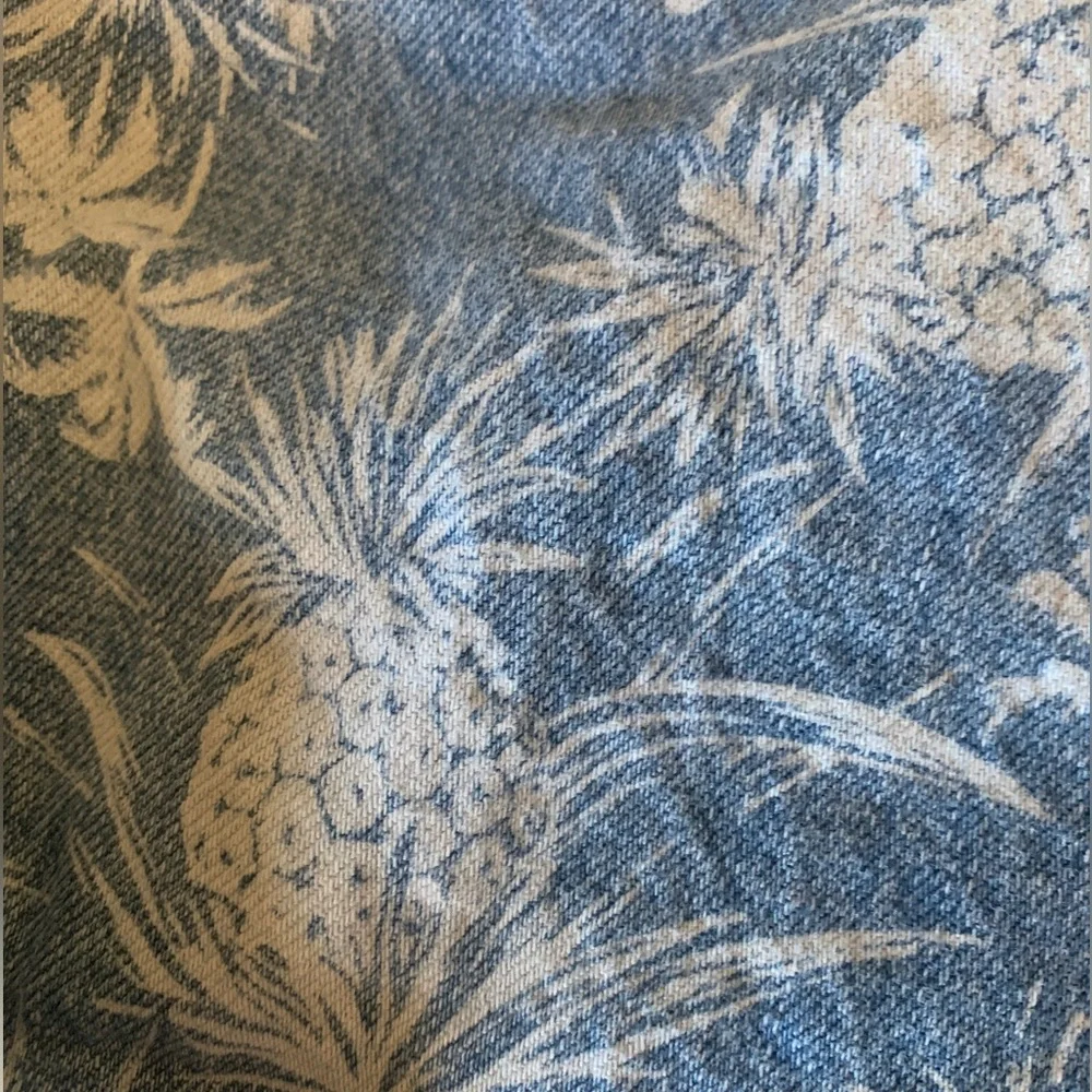 Old Navy Pineapple Print Girls Jean Shorts