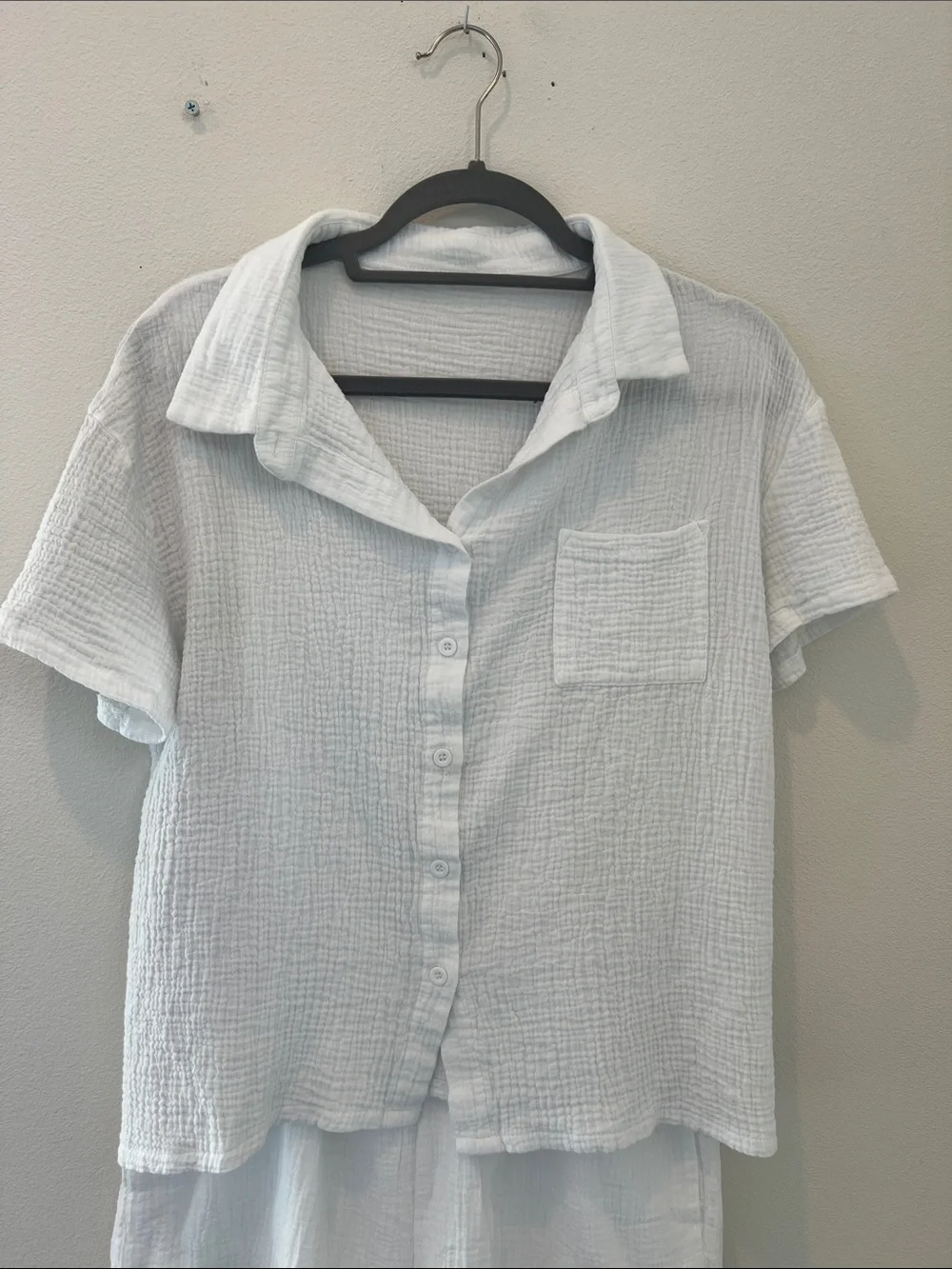 N/A lightweight white