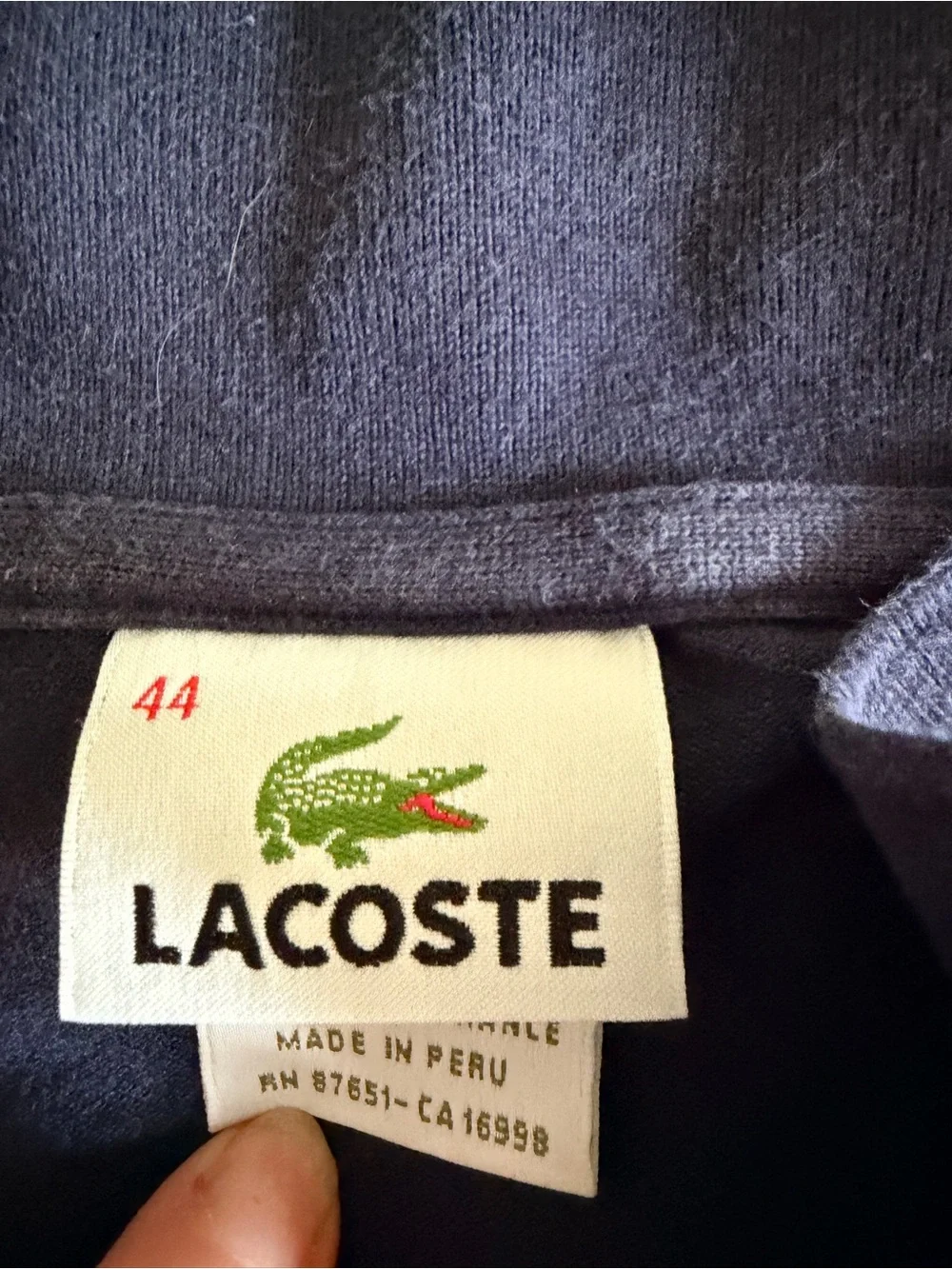 Lacoste collar age minor