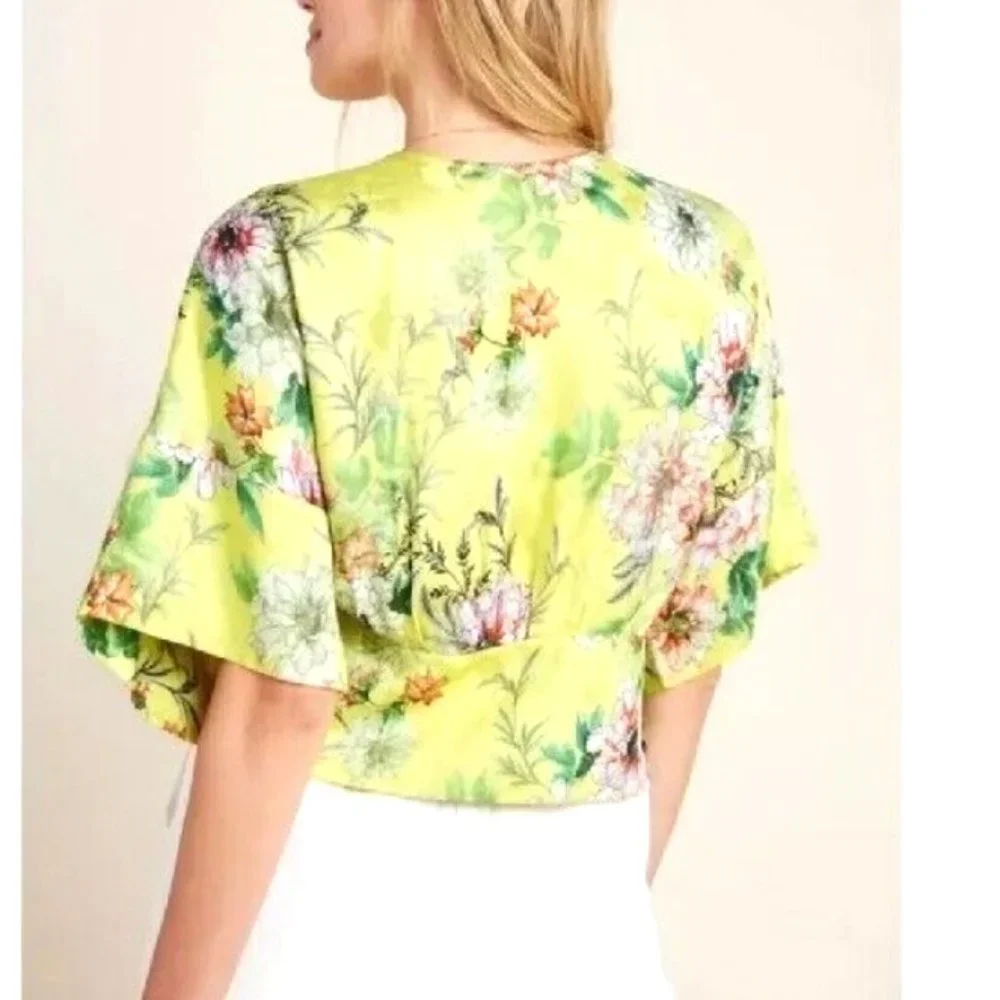 Anthropologie buttons brunch waist