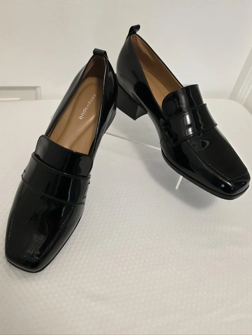 NWOB Easy Spirit Darlene Dress Black Patent Leather Loafers Size 8 Wide