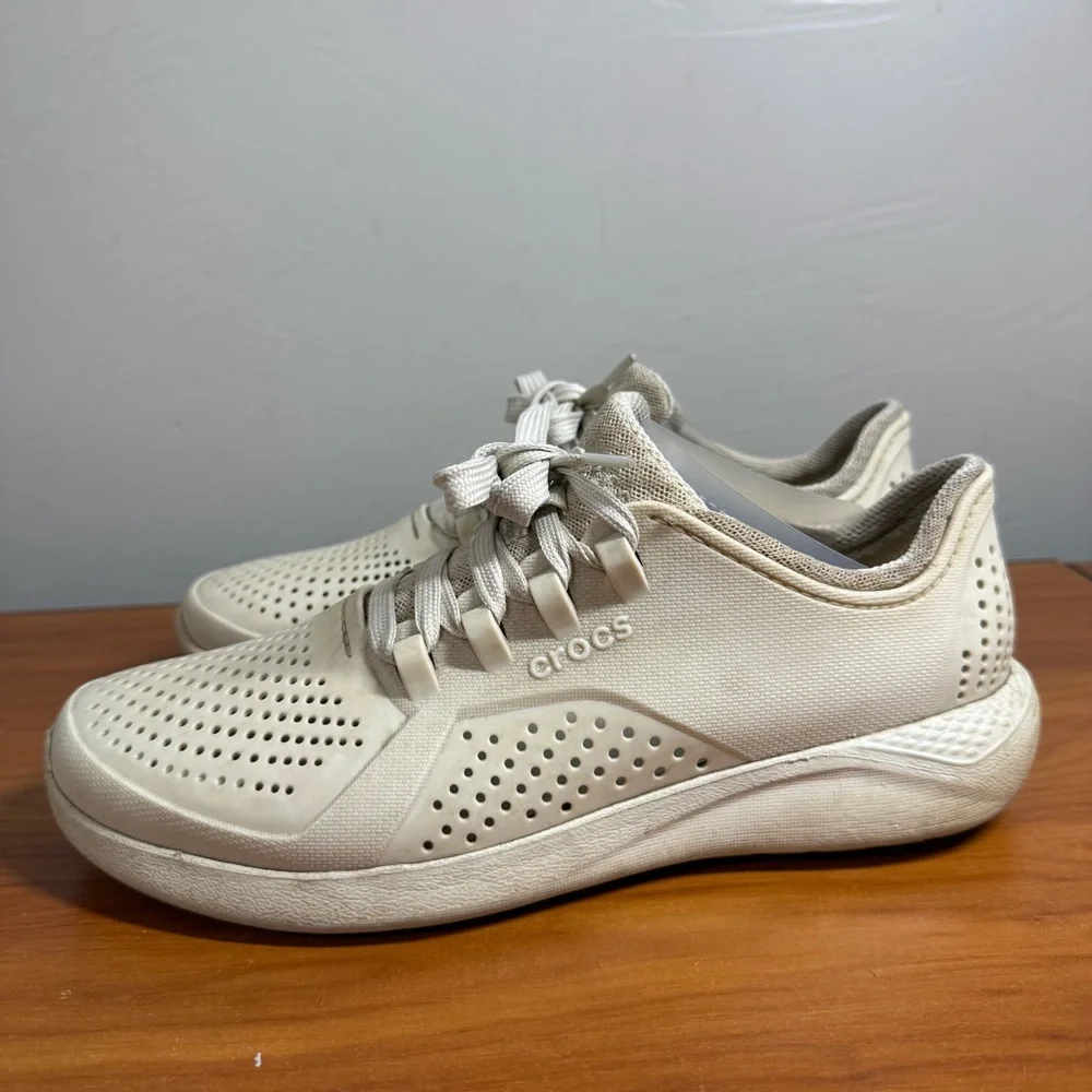 Crocs LiteRide‎ Pacer Perforated Sneakers 205234 Lightweight Lace Up Off White 9