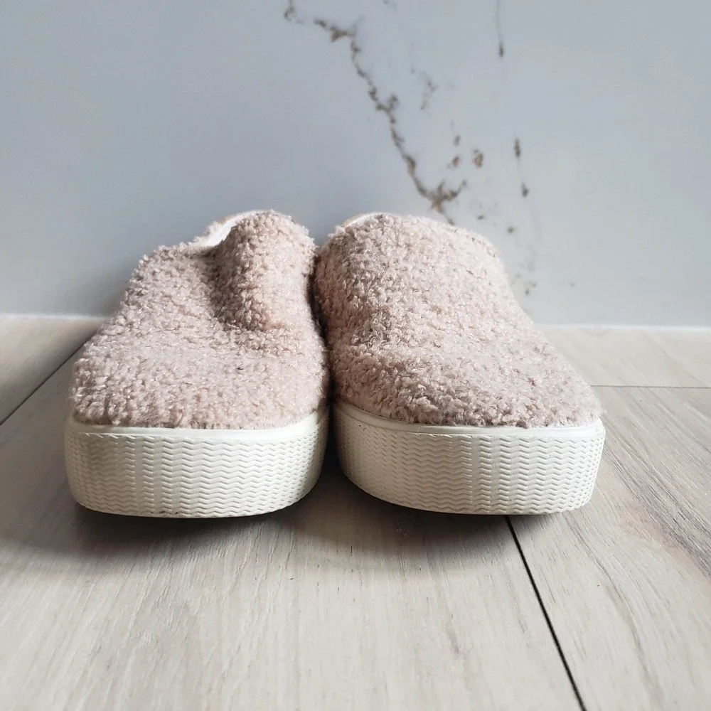 Toms material 80%
