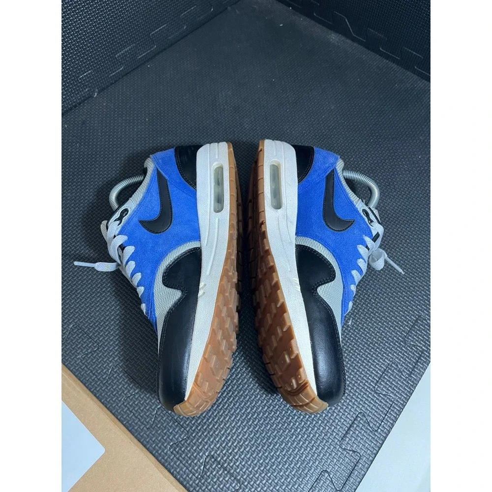 Nike good size