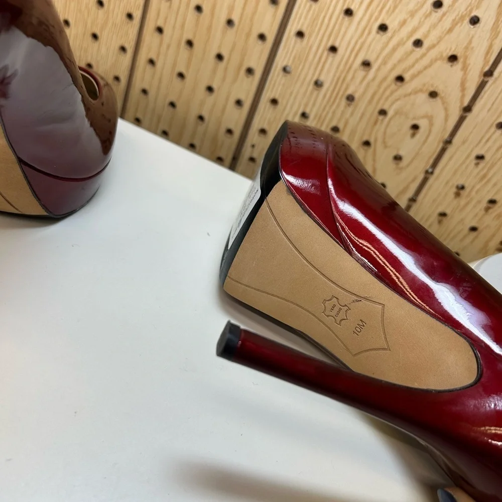Joan & David chic sophisticated