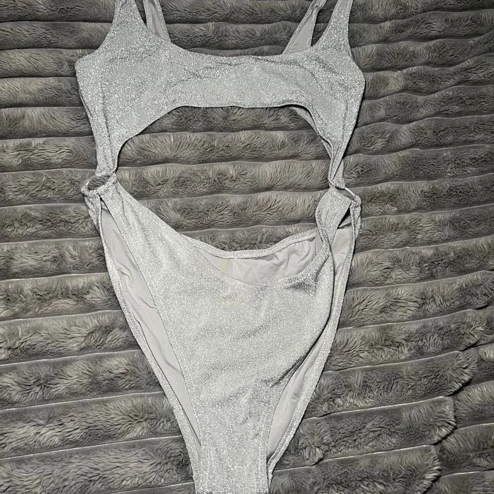 SKIMS‎ Glitter Swim Monokini in Nickel - Size: 3X
