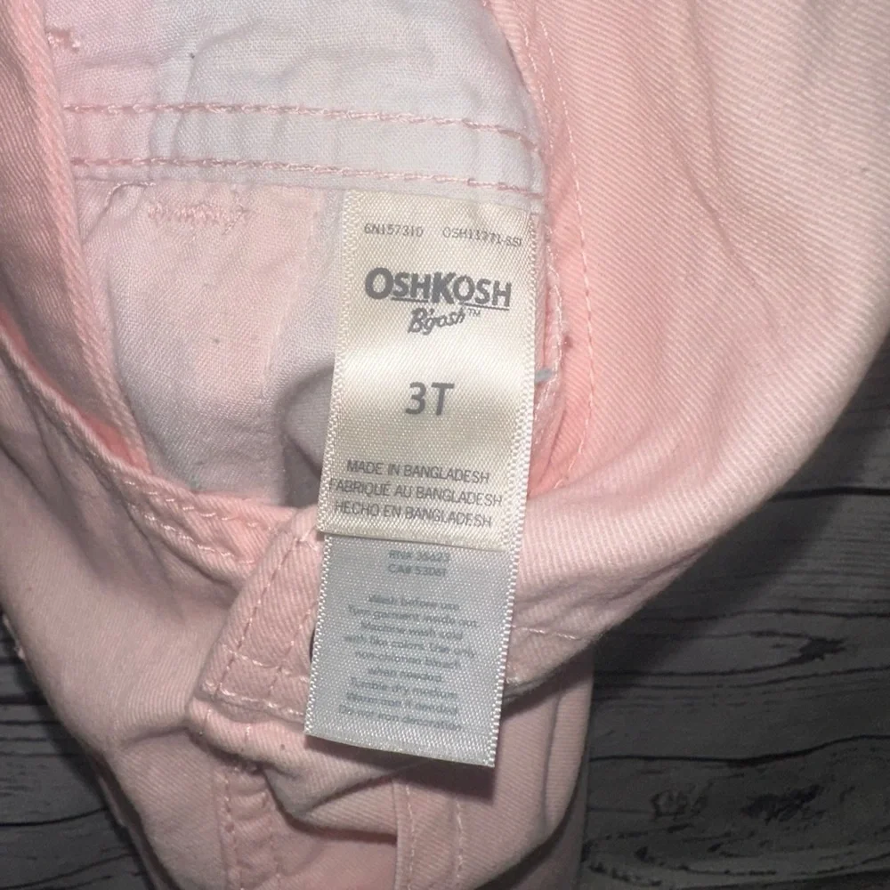 OshKosh Bgosh size 3t