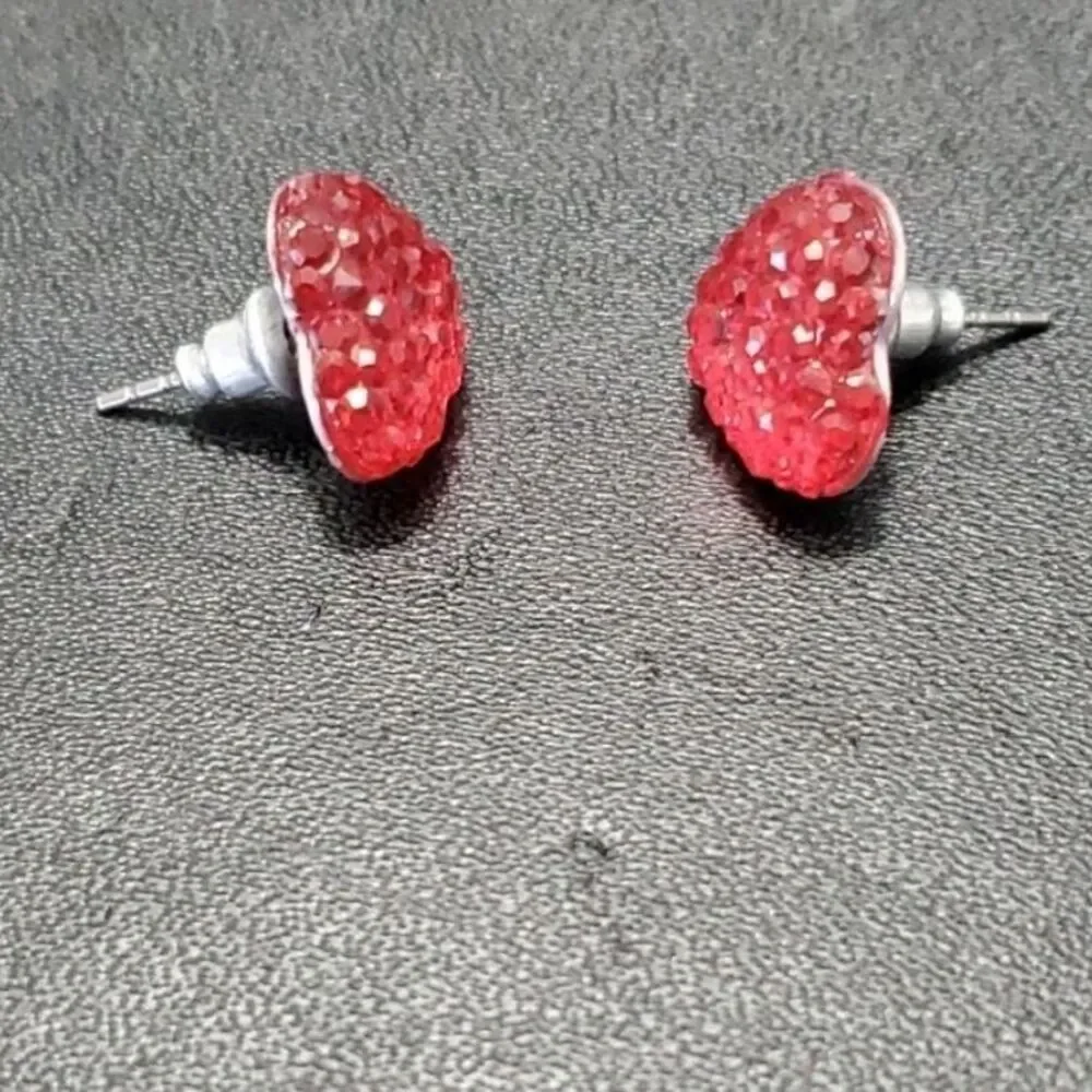 Unbranded pretty earrings