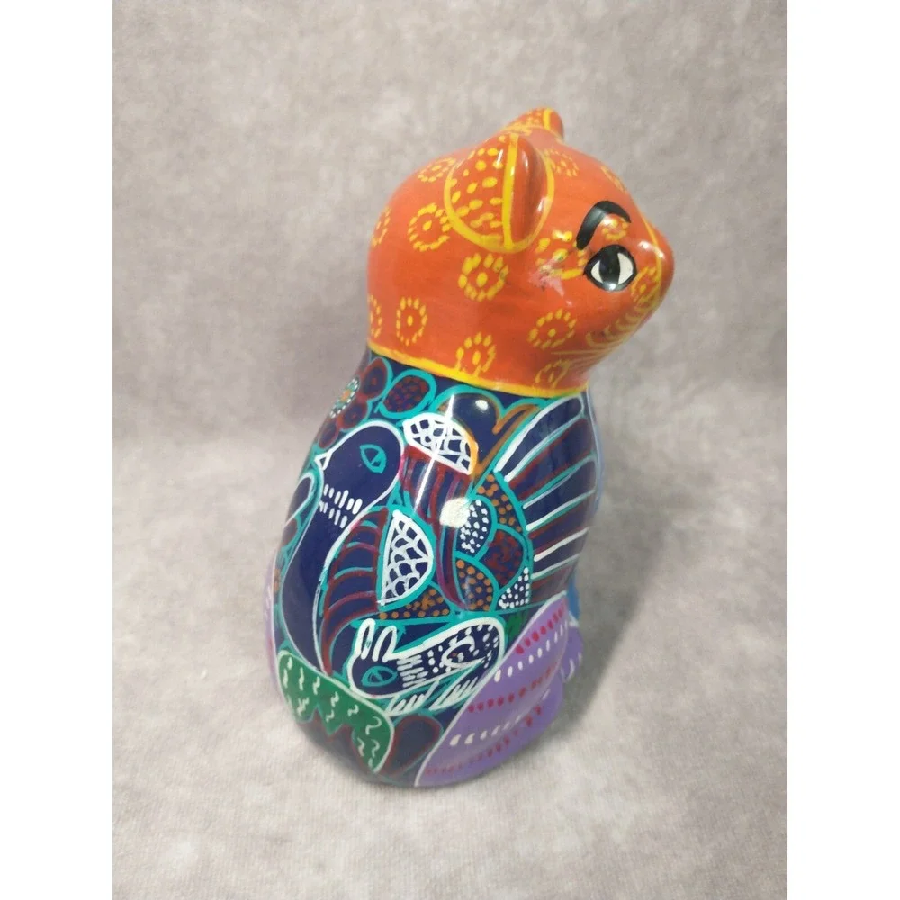 The Unbranded Brand talavera cat