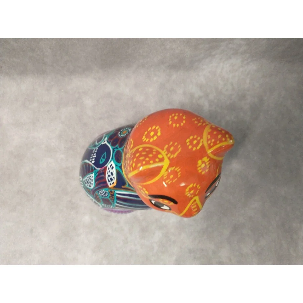 The Unbranded Brand talavera cat