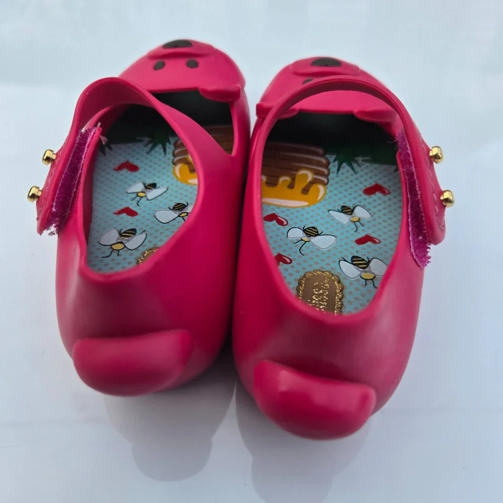 Mini Melissa good preowned