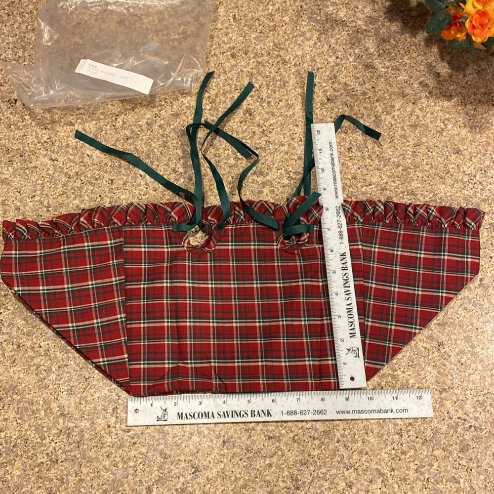 Longaberger cake plaid