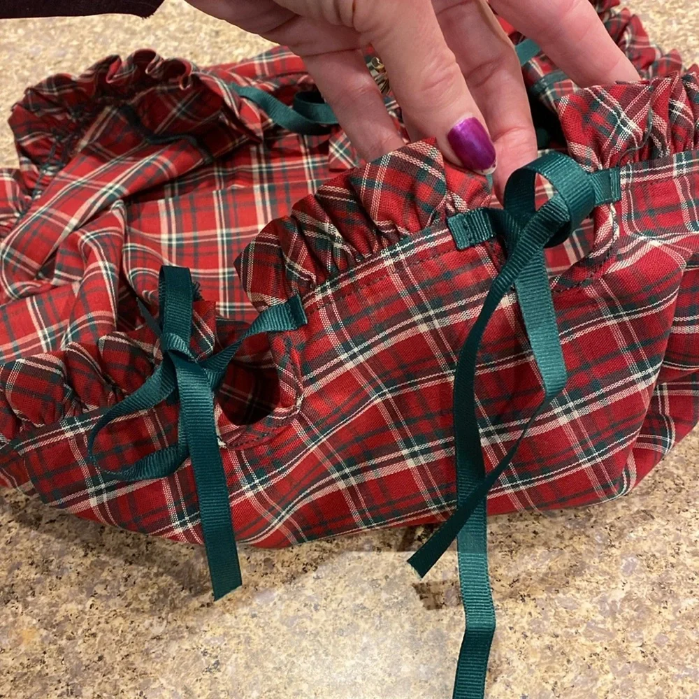 Longaberger cake plaid