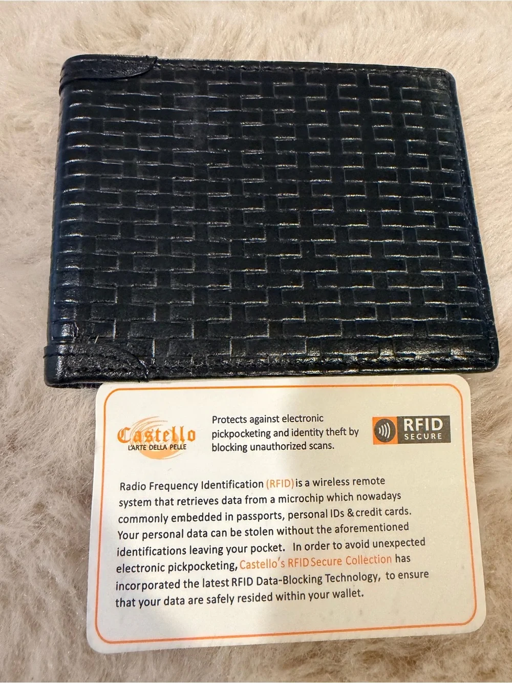 castello compact black