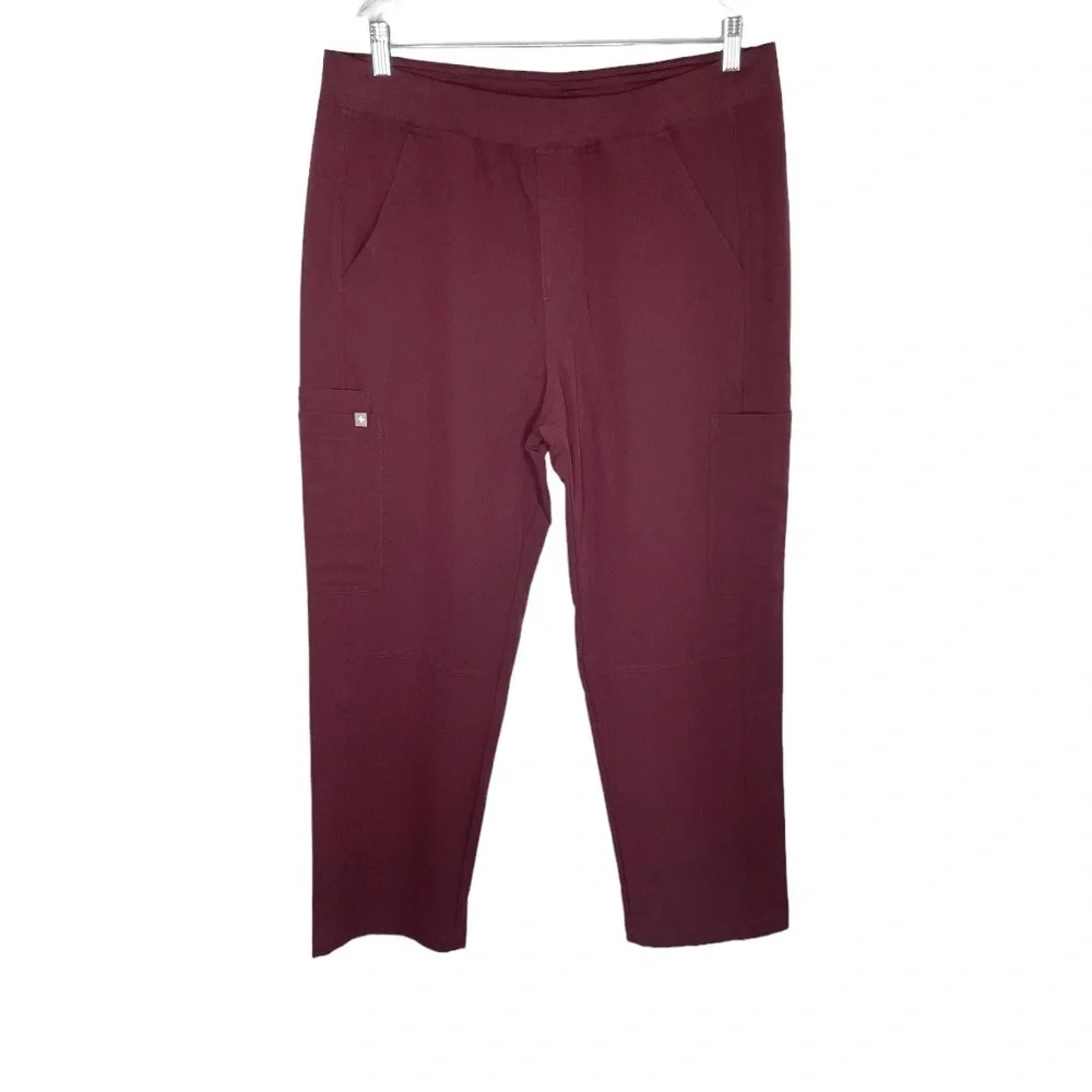Figs Men's Axim 2.0‎ Cargo Scrub Pants Burgundy Short NWT