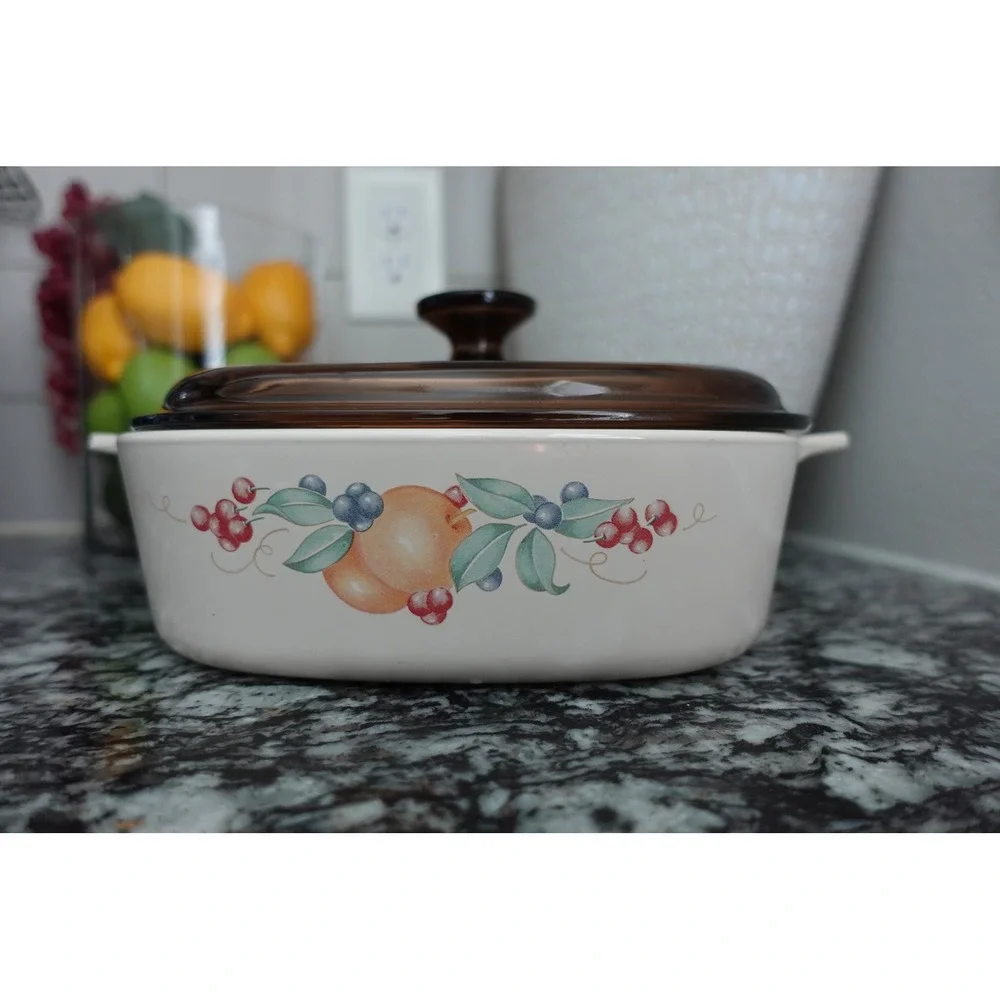 Vintage Corning Ware Casserole Dish 2 Liter Peach Orchard A-2-B‎ with Lid