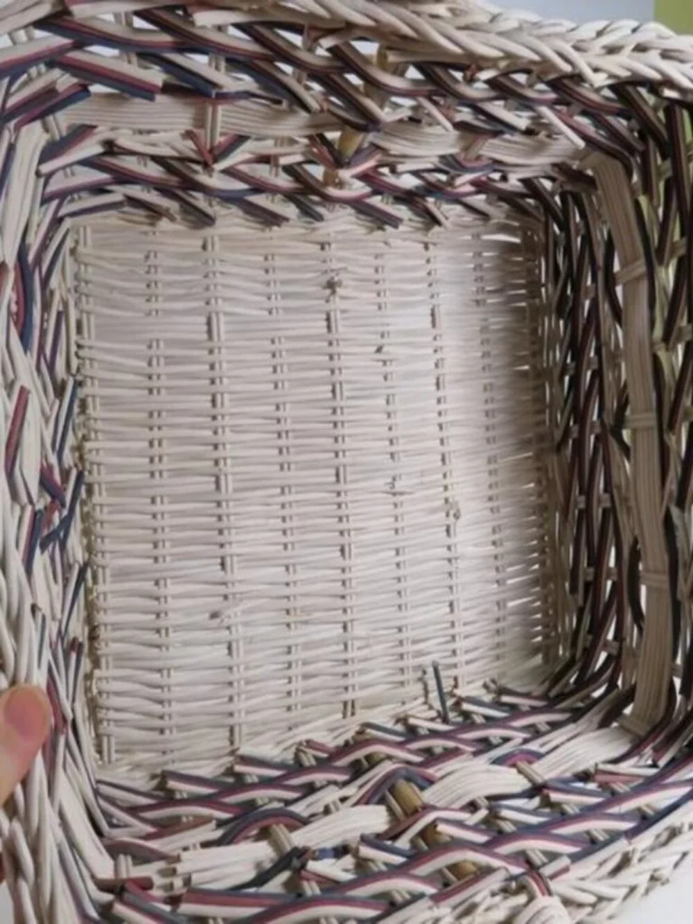 Bobs Boxes space loose starched
