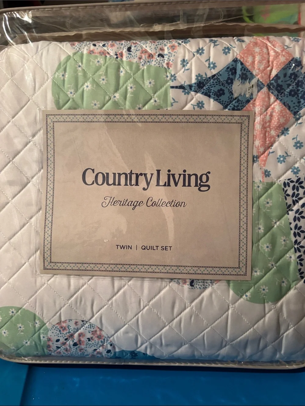 Country Living elegant quilted