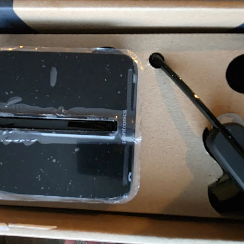 Plantronics experience clear