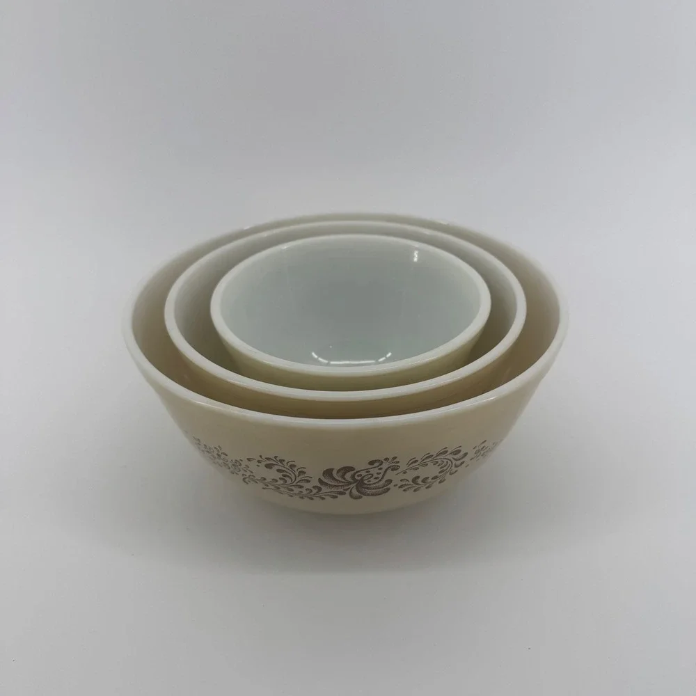Pyrex vintage homestead