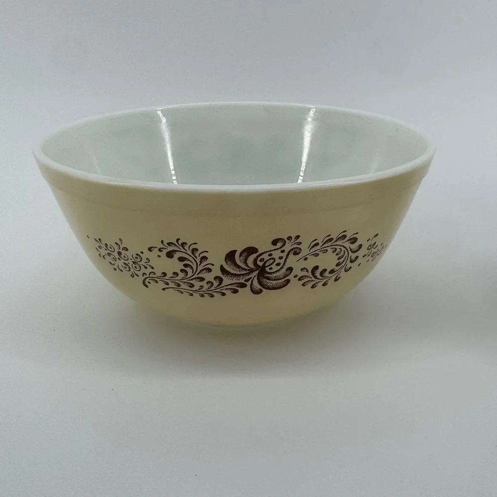 Pyrex vintage homestead