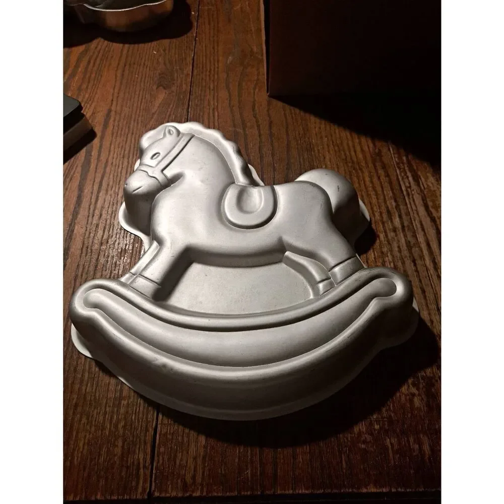 Vintage 1984 Wilton Rocking Horse Cake Pan 2105-2388 Alum 12.5