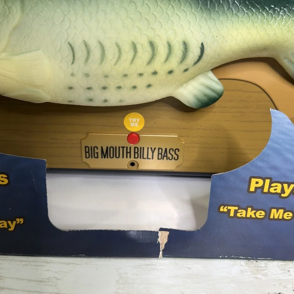 Big Mouth Billy Bass music plays